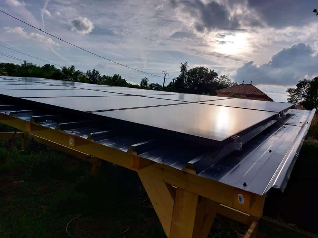 PANNEAUX PHOTOVOLTAIQUES SUR PERGOLA LOUDEAC 3